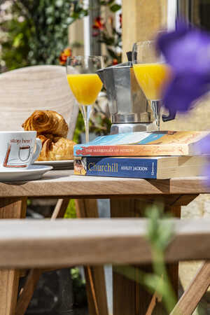 Green Meadow Furniture Love Seat