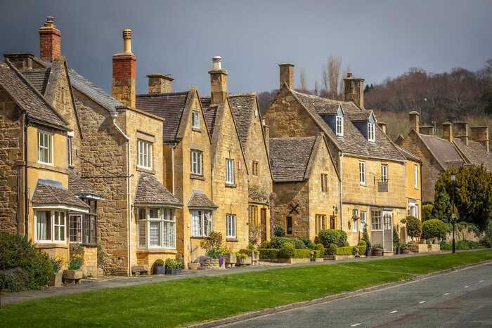 Green Meadow Furniture Broadway Cotswolds