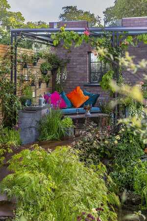 Green Meadow Furniture at RHS Chelsea Flower Show