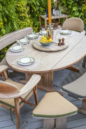 Green Meadow Furniture RHS Hampton Cour Green Meadow Furniture RHS Hampton Cour