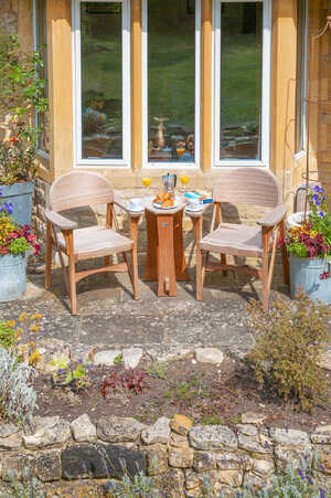 Green Meadow Furniture Spring Garden