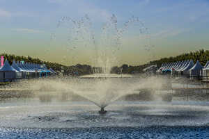Green Meadow Furniture RHS Hampton Court Garden Festival